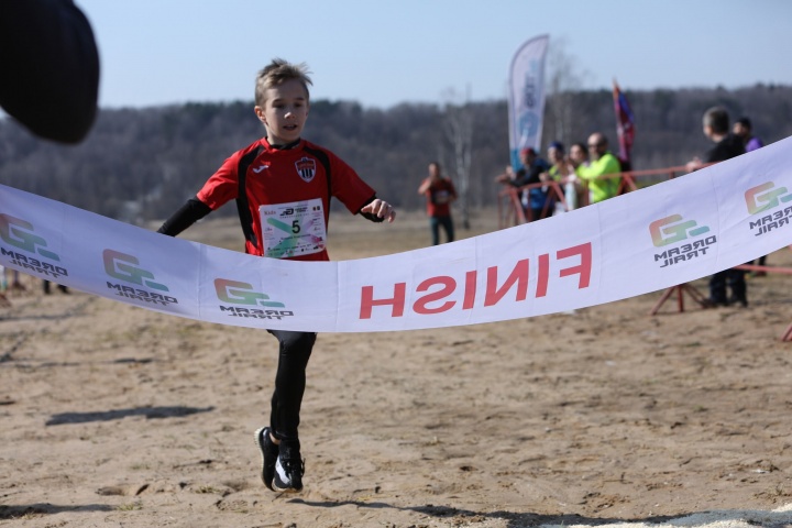 Более 260 бегунов Москвы и Подмосковья участвовали в химкинском трейл-кроссе