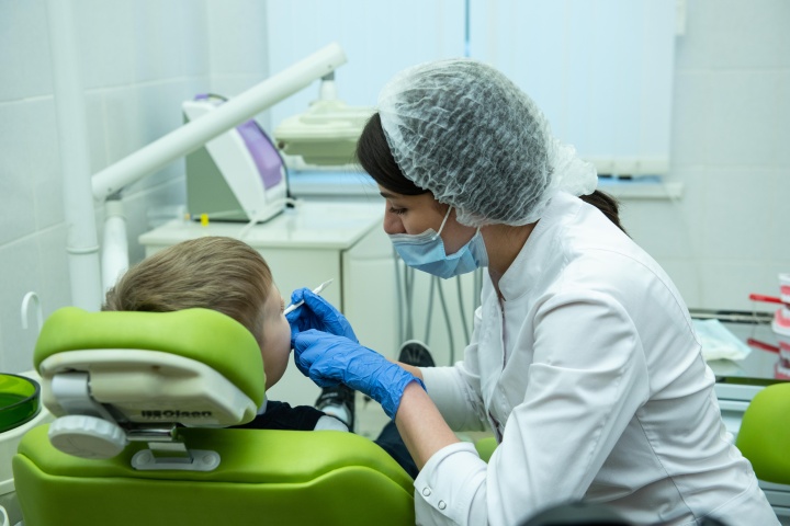В семи химкинских школах обустроили стоматологические кабинеты